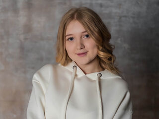 AlicePilgrim Live Webcam Show