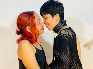 AlisiaAndMia Live Webcam Show