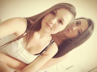 AnyAndAmy Live Webcam Show