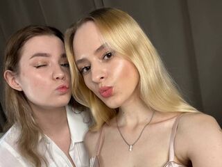ArleighAndMarian Live Webcam Show
