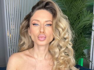 AvaMadyson Live Webcam Show