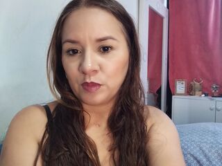 Betannia Live Webcam Show