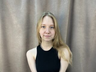 BrittDowden Live Webcam Show