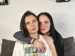 CoventinaAndDori Live Webcam Show