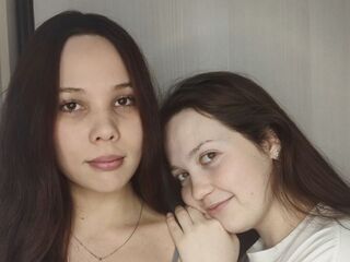 DorisAndDaryl Live Webcam Show