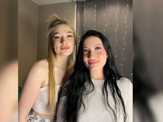 EditaAndPeggy Live Webcam Show