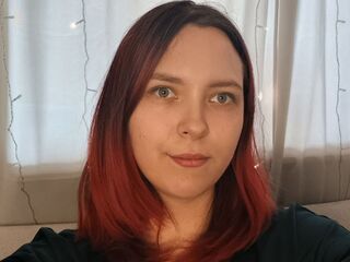 ElineLee Live Webcam Show