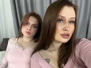 HenriettaAndEdin Live Webcam Show