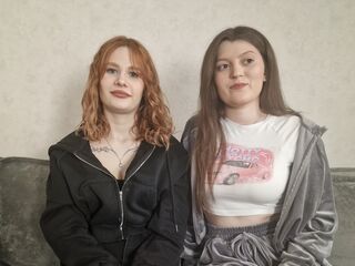 LeilaAndAfra Live Webcam Show