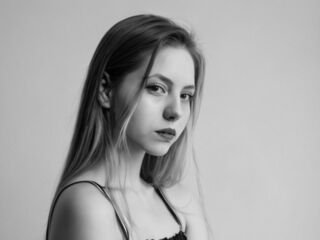 LizbethBulmer Live Webcam Show