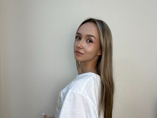 LucettaDrudge Live Webcam Show