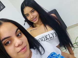 MaryeAndJuliana Live Webcam Show