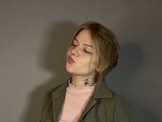 MaxineHaines Live Webcam Show