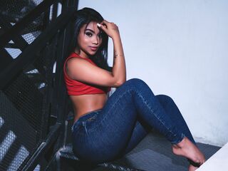MilyThomas Live Webcam Show