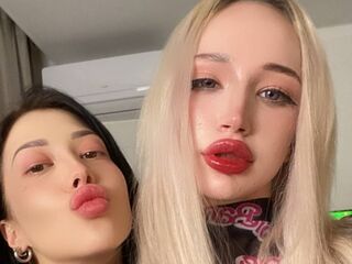 MollyBerns Live Webcam Show