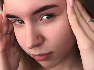 OdelinaCrafts Live Webcam Show
