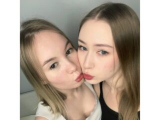 PhilomenaAndHall Live Webcam Show