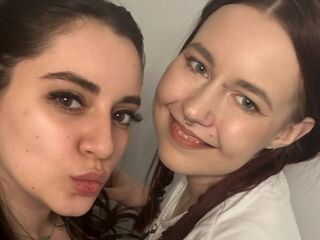 SilverAndDoretta Live Webcam Show