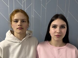 TaiteAndDaisy Live Webcam Show